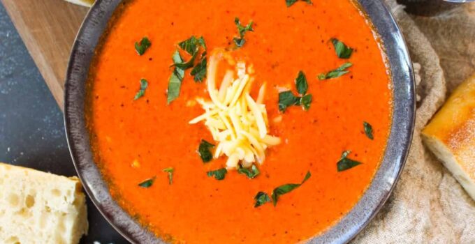 Creamy Roasted Red Pepper Soup with Gouda