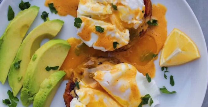Crab Cakes Eggs Benedict